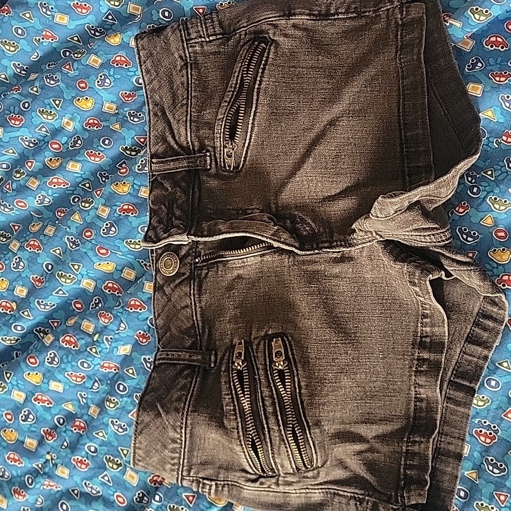 American Eagle black jean short shorts